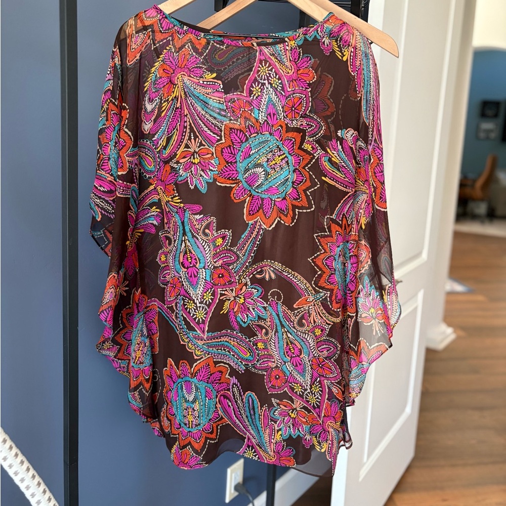 Trina Turk 💯 Silk Paisley Cover Up